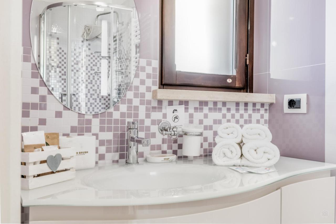 B&B A Casa Di Giulia Guidonia Montecelio ภายนอก รูปภาพ