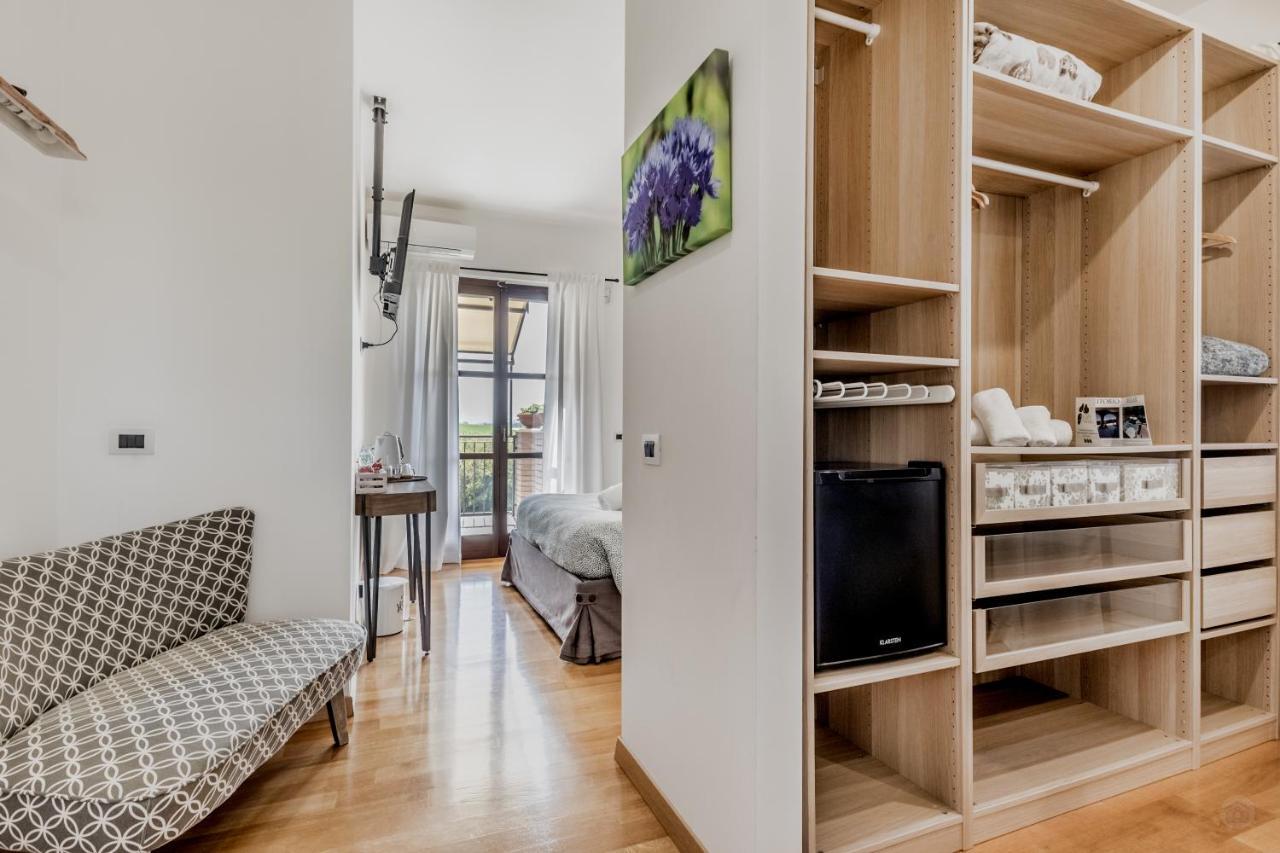 B&B A Casa Di Giulia Guidonia Montecelio ภายนอก รูปภาพ